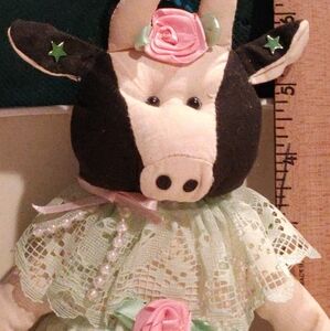Vintage Wang unique 10-inch girl cow soft body doll dress Memphis TN
